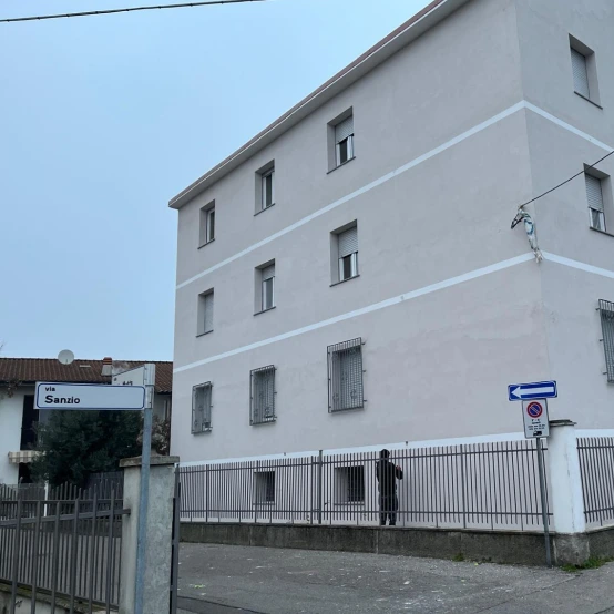 Via Raffaello Sanzio 4, Sordio